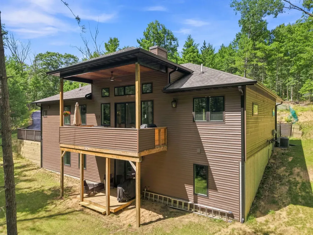 5346 Trager Road East Bay Township MI 49696