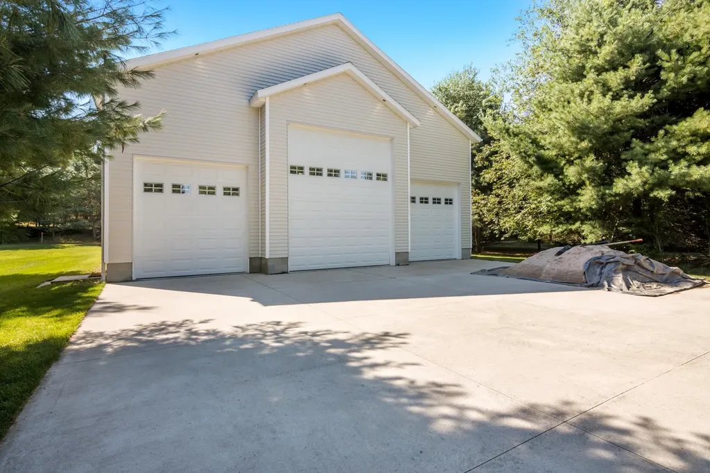 5296 Scofield Trail Whitewater Township MI 49690