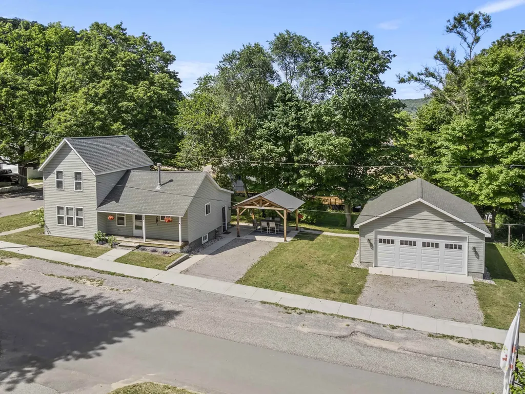 242 Grant Street Gilmore Township MI 49628