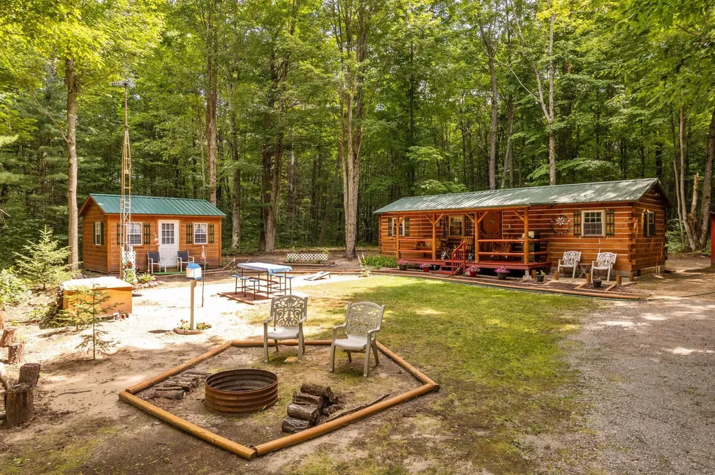 4286 NE Pike Street Coldsprings Township MI 49646