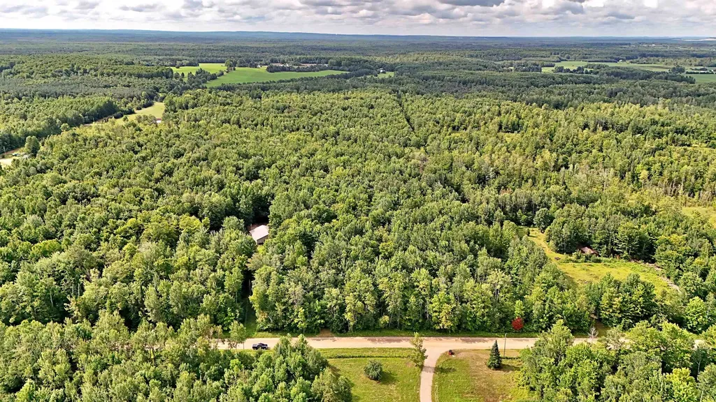 V/l Phelps Road Norwich Township MI 49651