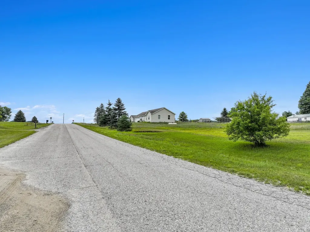 76 Acres N Wood Meadows Drive Hanover Township MI 49620