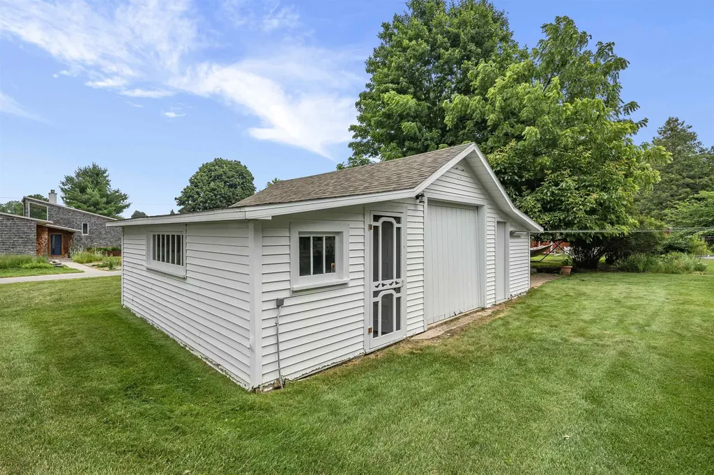 10176 Niagara Street Empire Township MI 49630