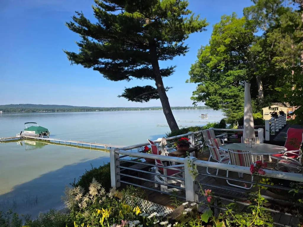 7243 Deadstream Road Lake Township MI 49640