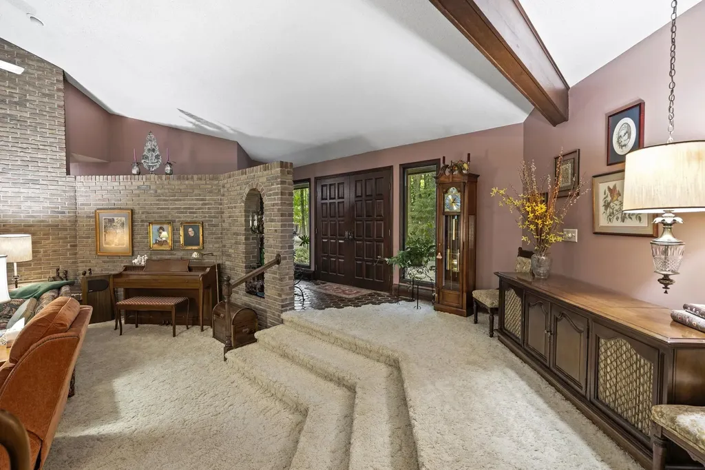 6575 Franklin Woods Peninsula Township MI 49686