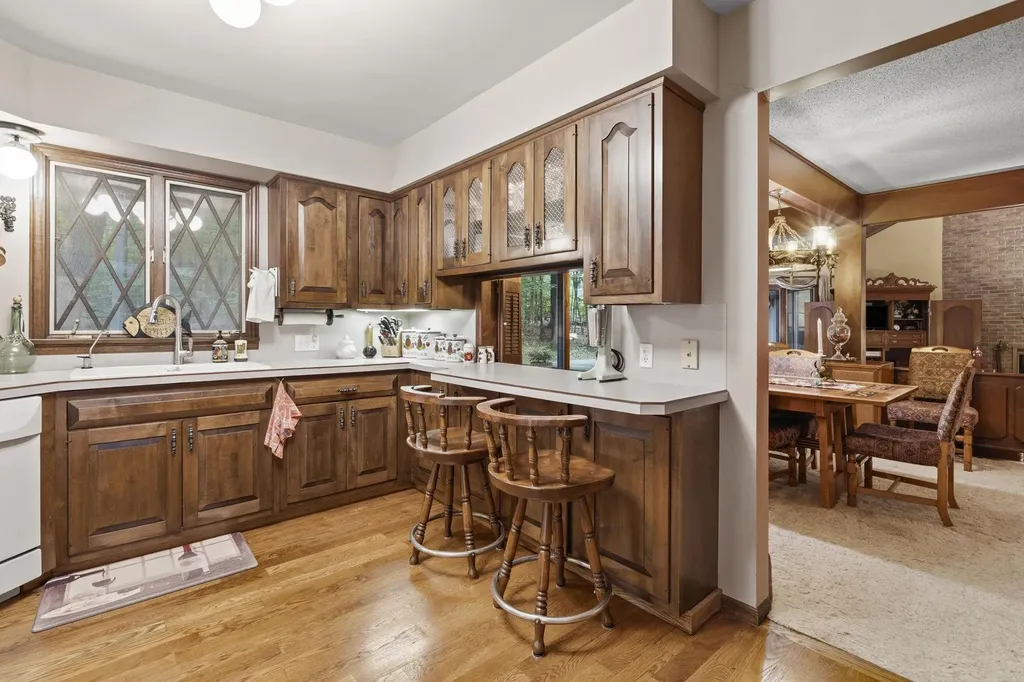 6575 Franklin Woods Peninsula Township MI 49686