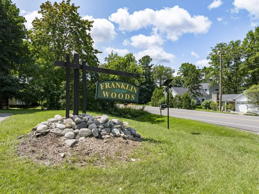 6575 Franklin Woods Peninsula Township MI 49686