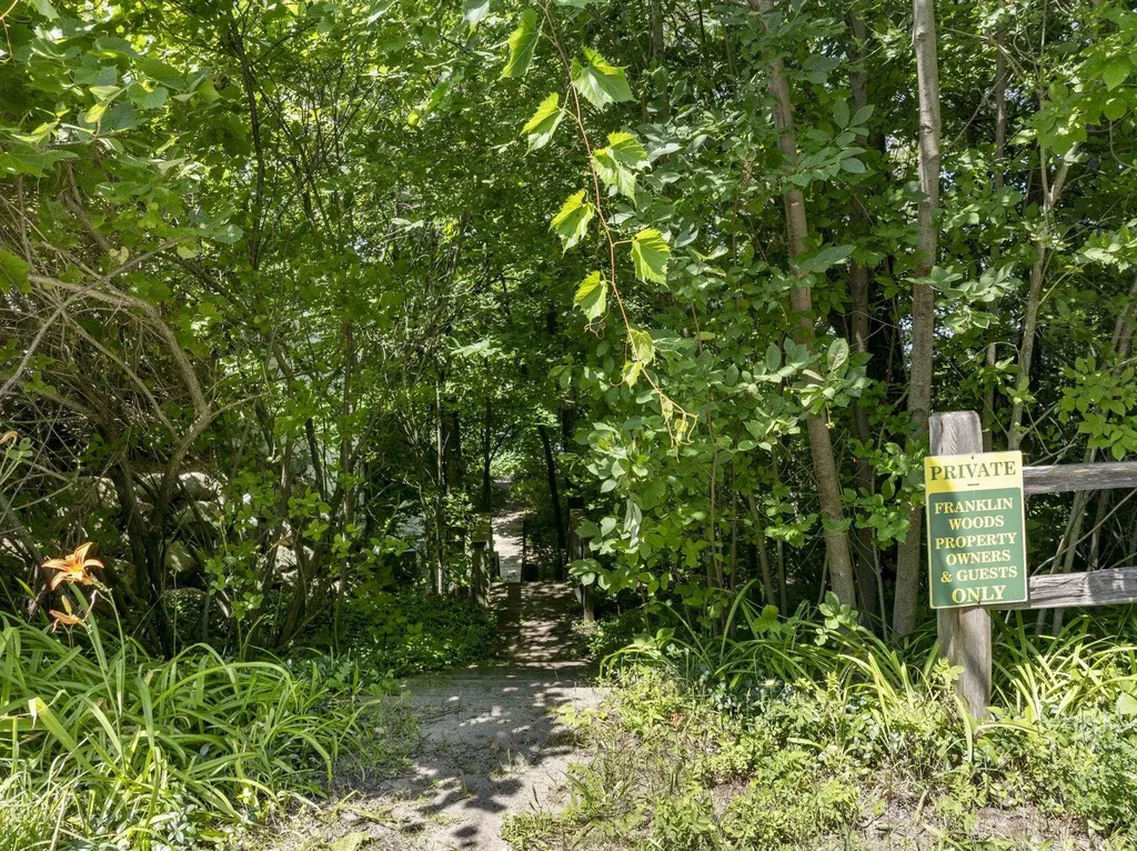 6575 Franklin Woods Peninsula Township MI 49686