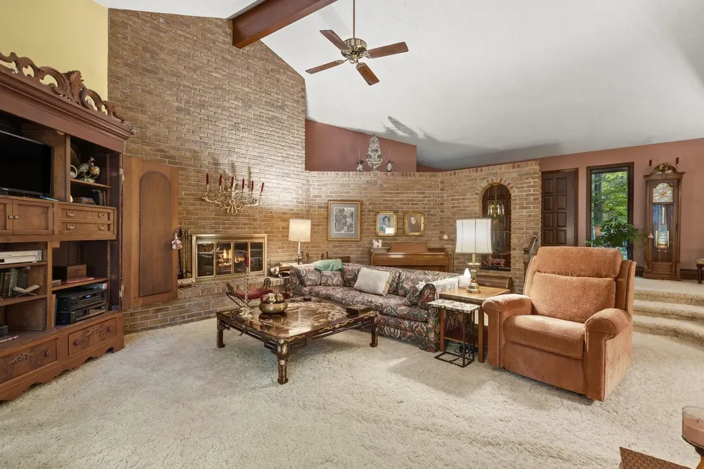 6575 Franklin Woods Peninsula Township MI 49686