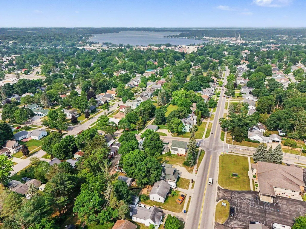 810 E Division Street Cadillac City MI 49601