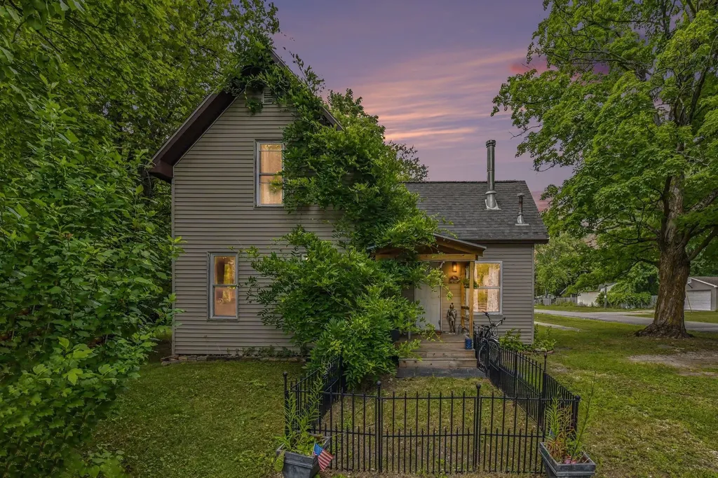 14596 Thompson Avenue Thompsonville Village MI 49683