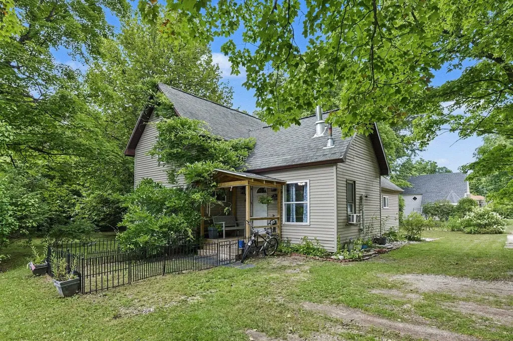 14596 Thompson Avenue Thompsonville Village MI 49683