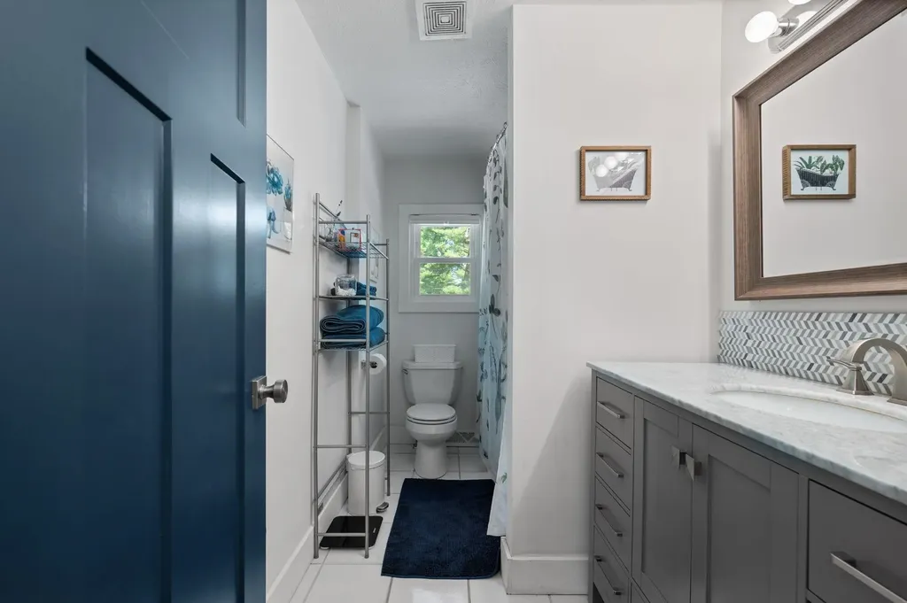 875 Indian Trail Boulevard East Bay Township MI 49686