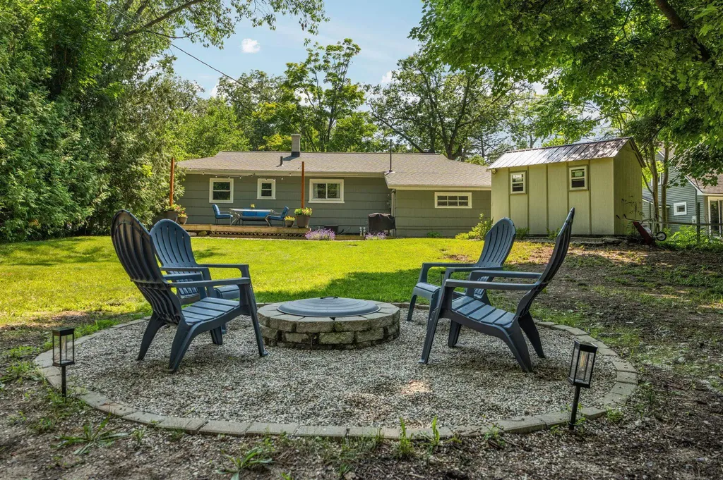 875 Indian Trail Boulevard East Bay Township MI 49686