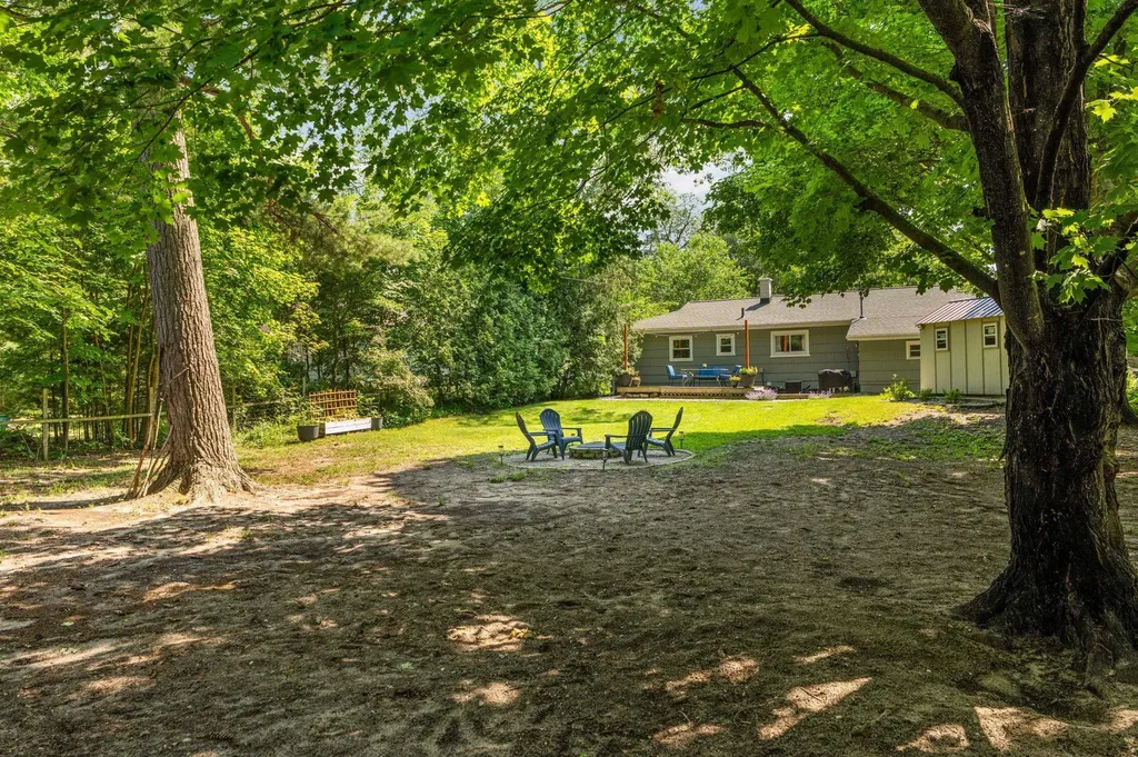 875 Indian Trail Boulevard East Bay Township MI 49686