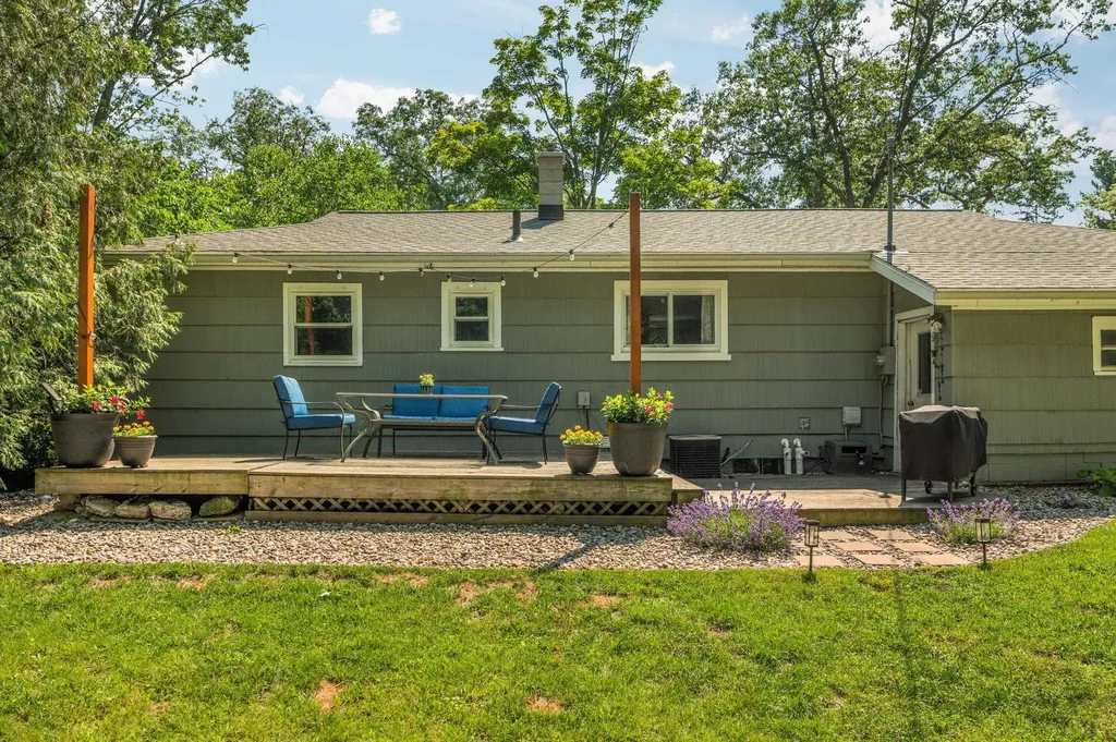 875 Indian Trail Boulevard East Bay Township MI 49686