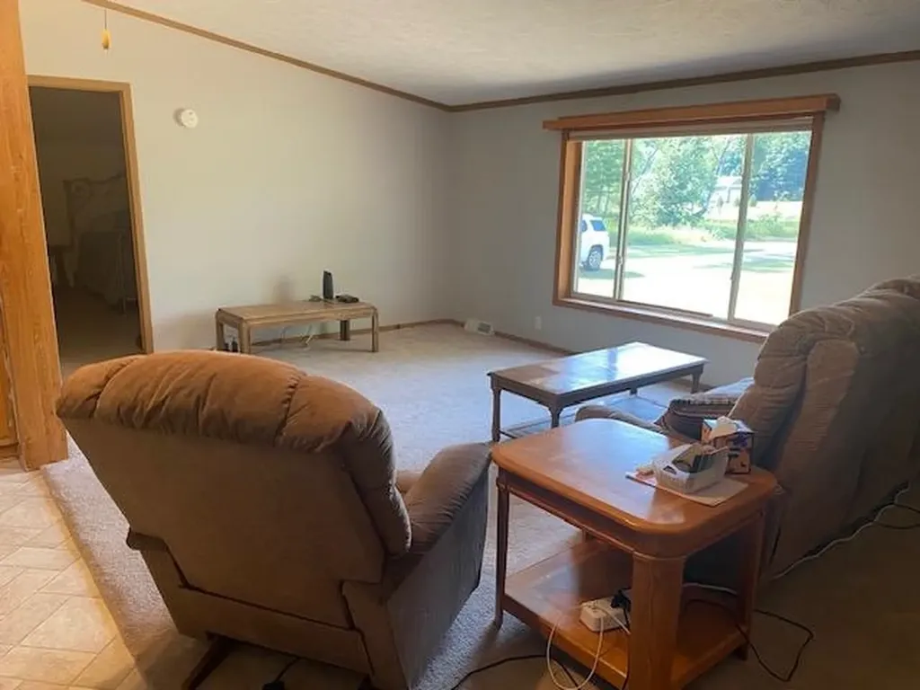 10559 Rosted Road Lake Township MI 49651