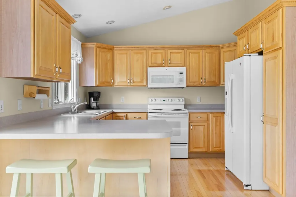 11222 Blackman Road Paradise Township MI 49649