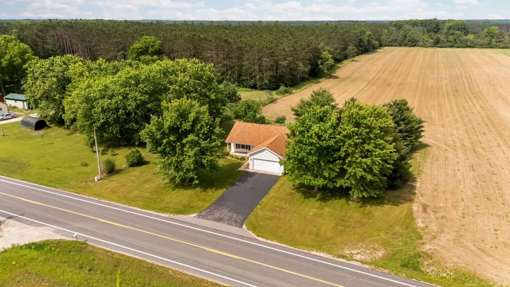 11222 Blackman Road Paradise Township MI 49649