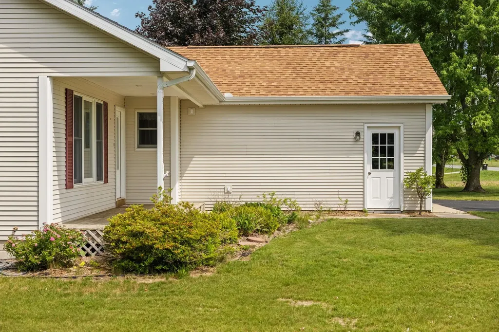 11222 Blackman Road Paradise Township MI 49649