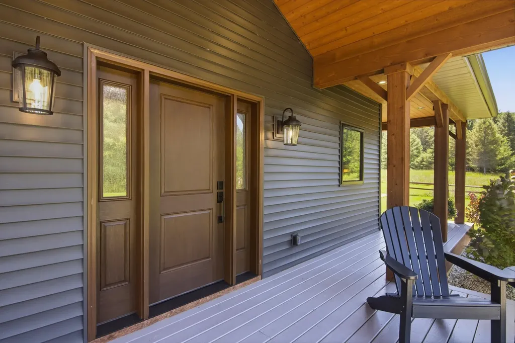 11215 Appleridge Trail Helena Township MI 49612