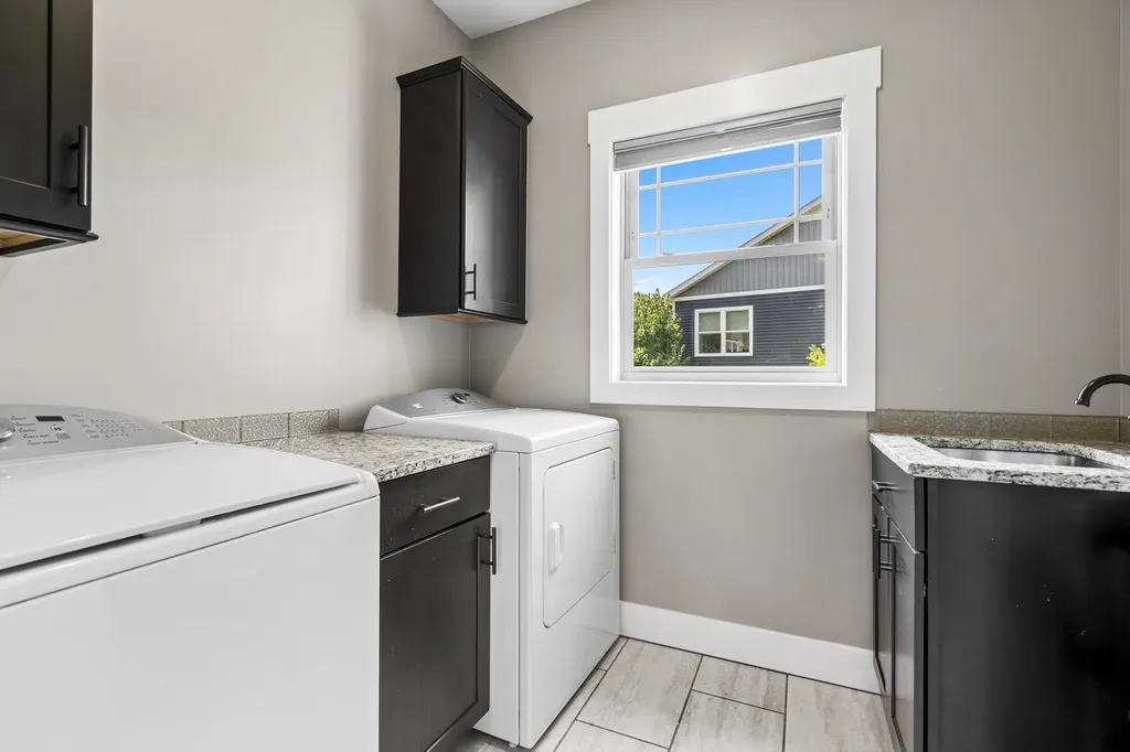 9366 E Summerfield Drive Elmwood Charter Township MI 49684
