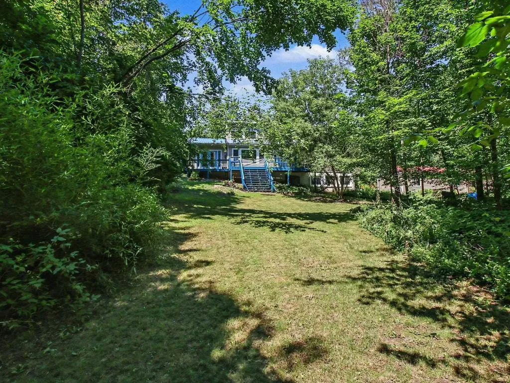 10212 E 48 Road Clam Lake Township MI 49601