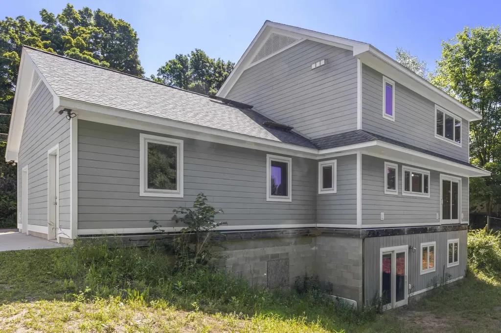 336 Bridge Street Frankfort City MI 49635