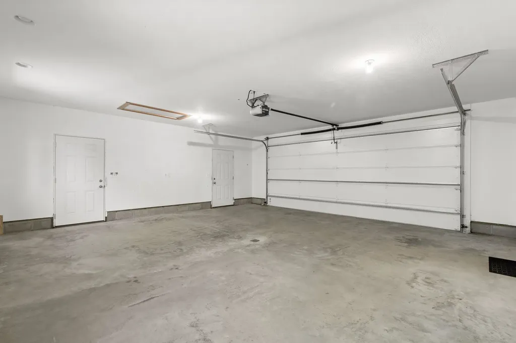 336 Bridge Street Frankfort City MI 49635