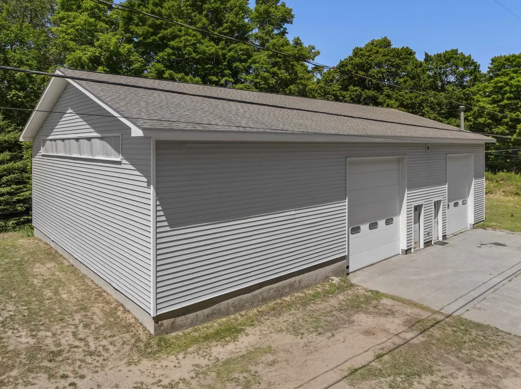 336 Bridge Street Frankfort City MI 49635