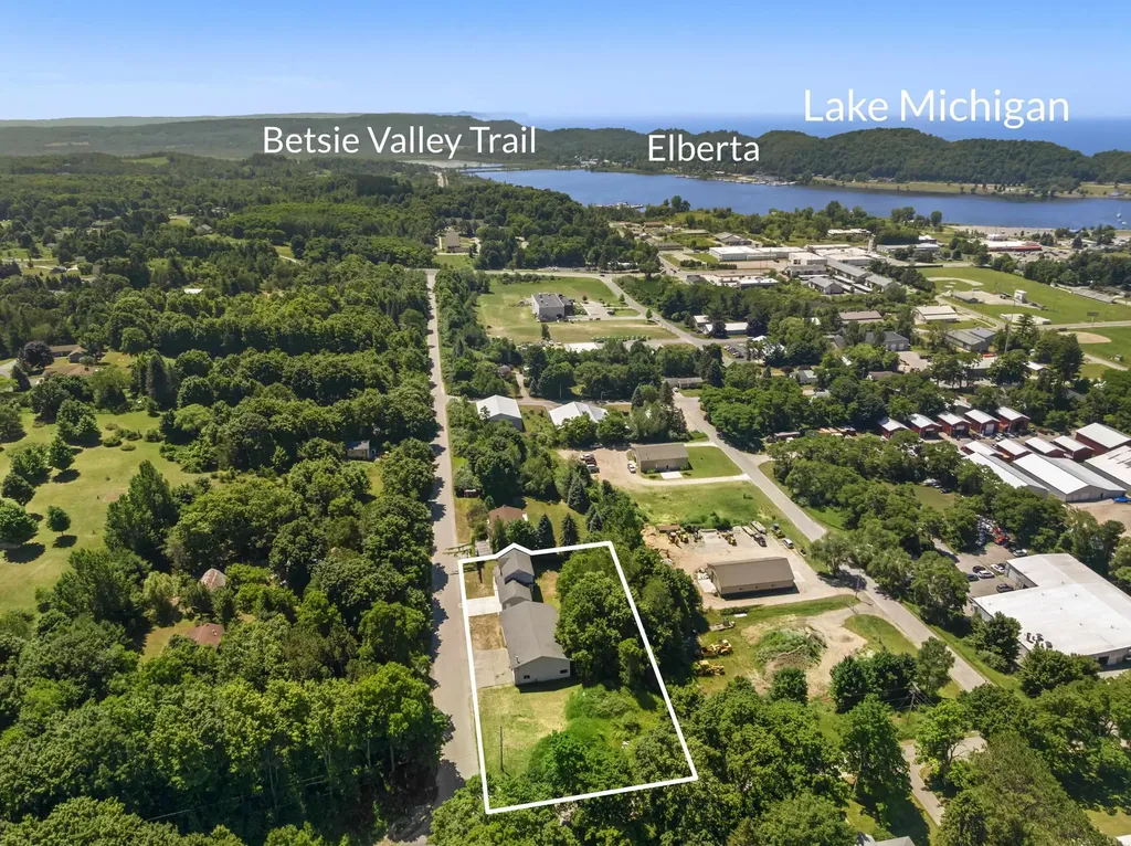 336 Bridge Street Frankfort City MI 49635