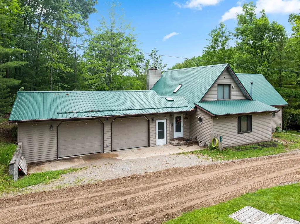 5290 E Twin Lake Road Big Creek Township MI 48654