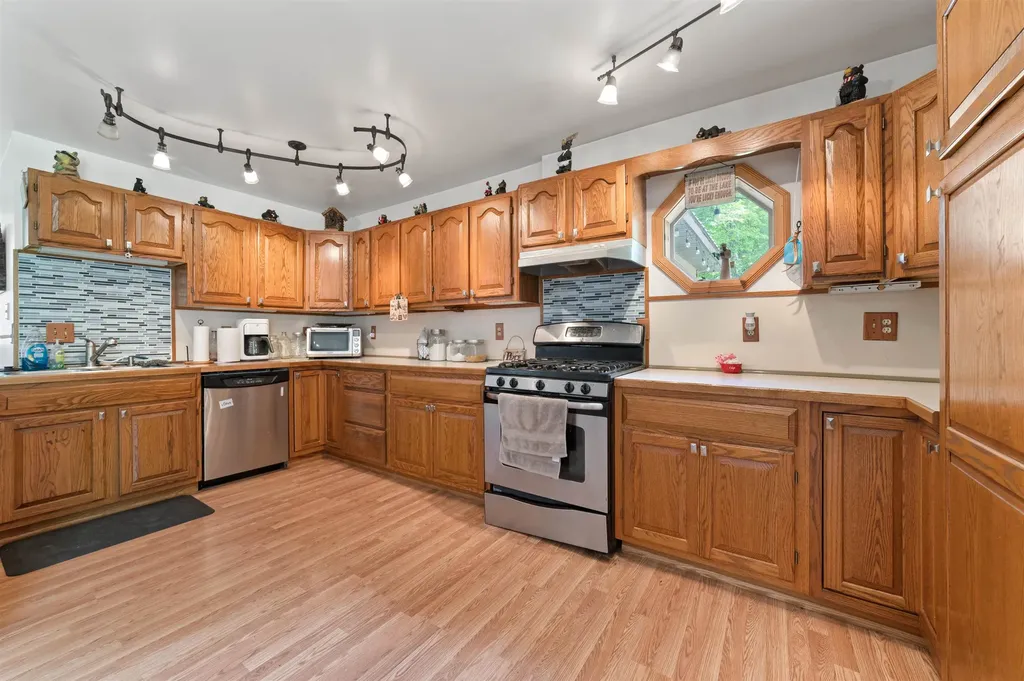5290 E Twin Lake Road Big Creek Township MI 48654