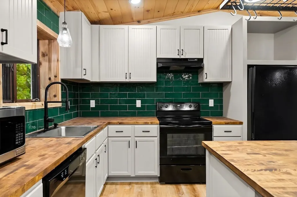 1304 Poplar Drive, NE Kalkaska Township MI 49646
