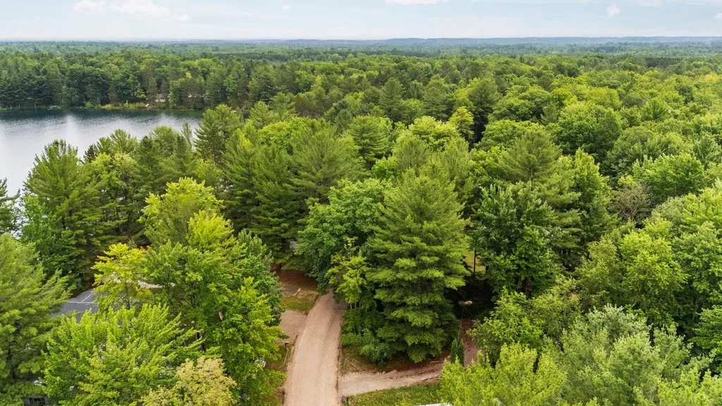 1304 Poplar Drive, NE Kalkaska Township MI 49646