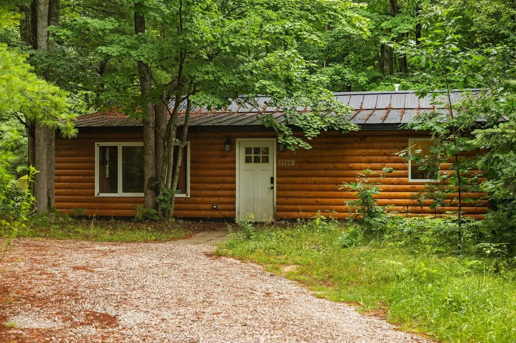 1304 Poplar Drive, NE Kalkaska Township MI 49646
