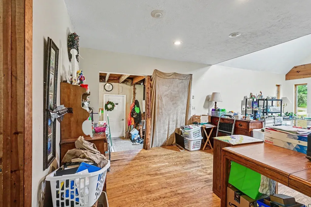 509 Gitchegumee Drive Hanover Township MI 49620