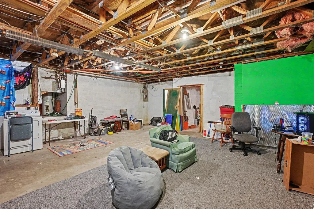 509 Gitchegumee Drive Hanover Township MI 49620