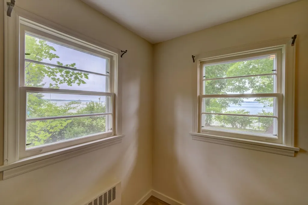 11111 S W Bayshore Drive Elmwood Charter Township MI 49684