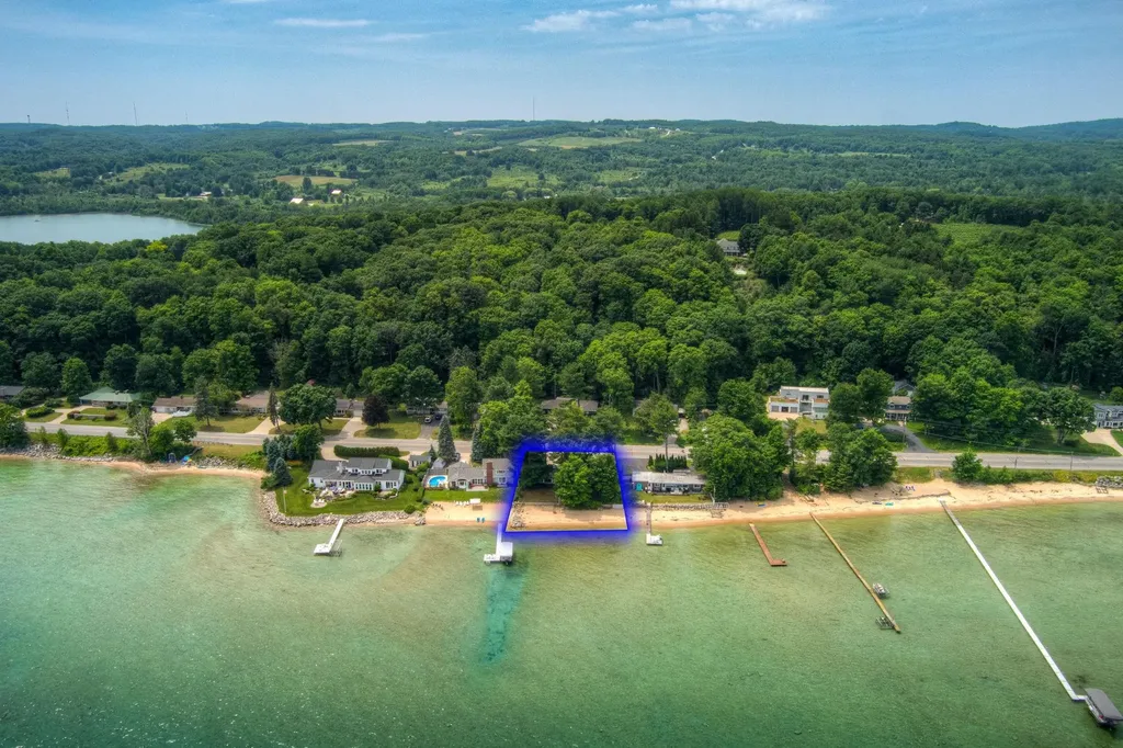 11111 S W Bayshore Drive Elmwood Charter Township MI 49684