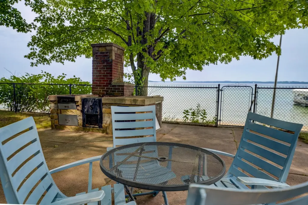 11111 S W Bayshore Drive Elmwood Charter Township MI 49684