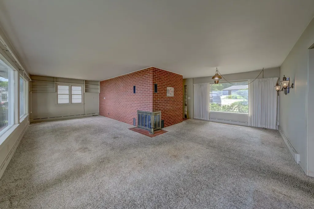 11111 S W Bayshore Drive Elmwood Charter Township MI 49684