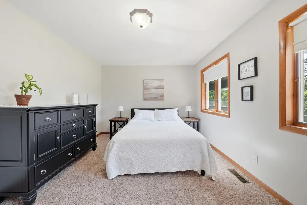 23581 210th Avenue Burdell Township MI 49688