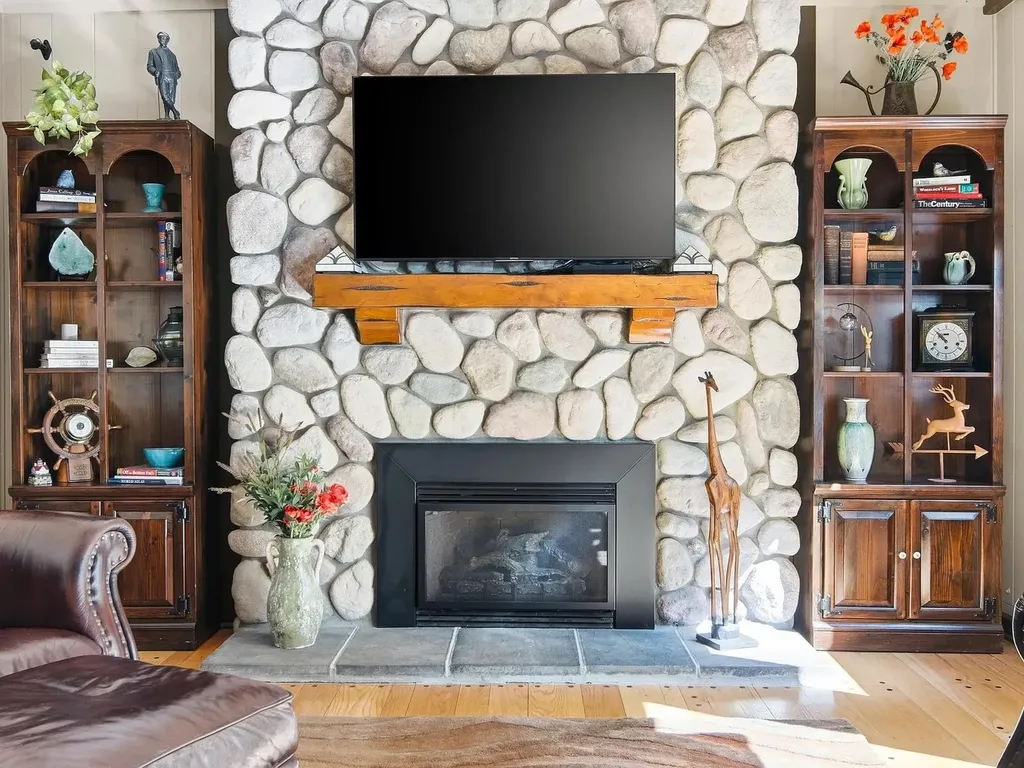 11446 Barnes Road Torch Lake Township MI 49648