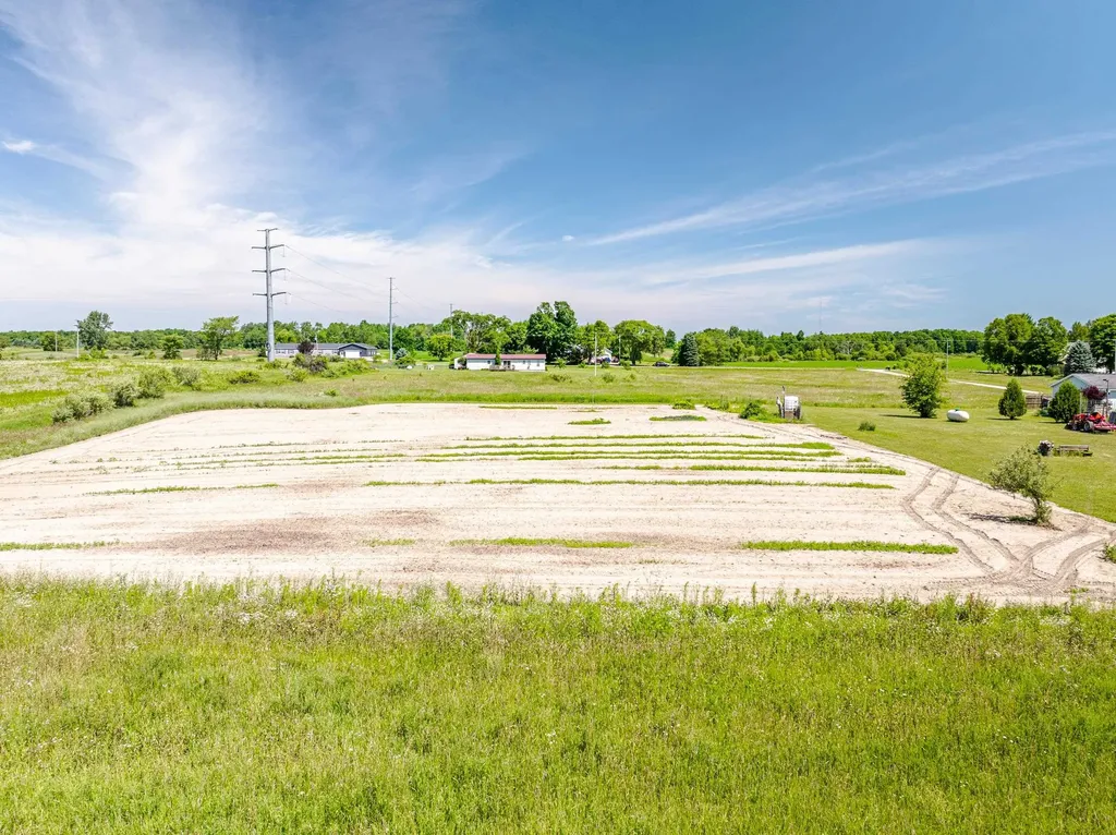 4433 Hamlin Road Mayfield Township MI 49637