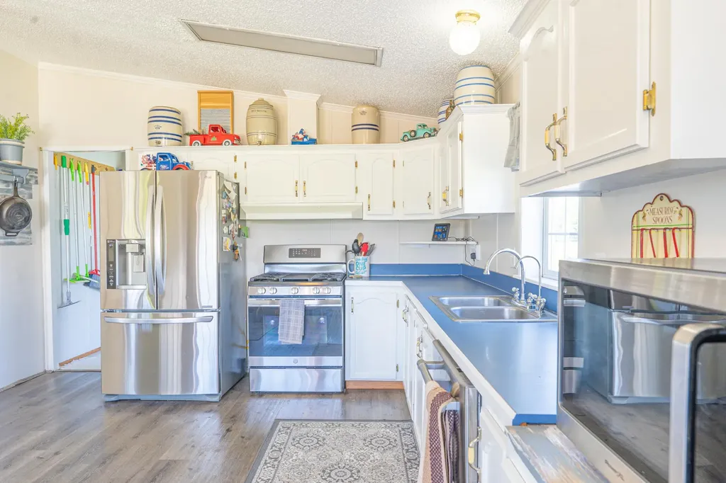 4433 Hamlin Road Mayfield Township MI 49637