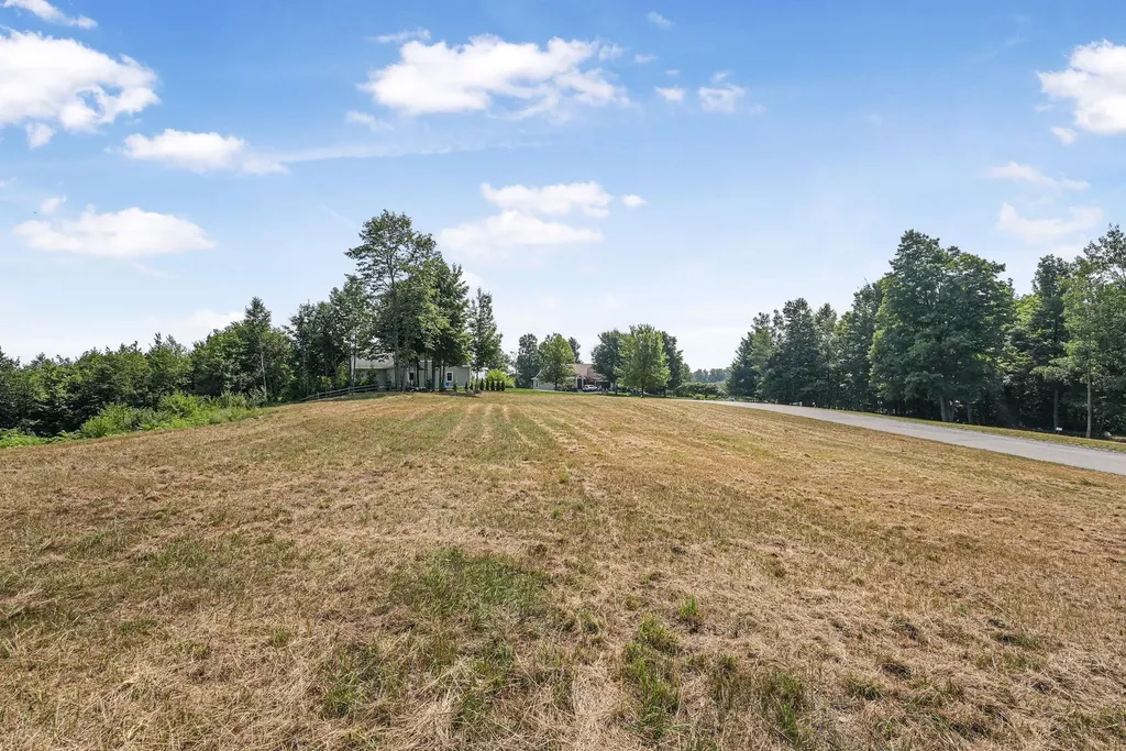 1912 N Blue Water Court Suttons Bay Township MI 49682
