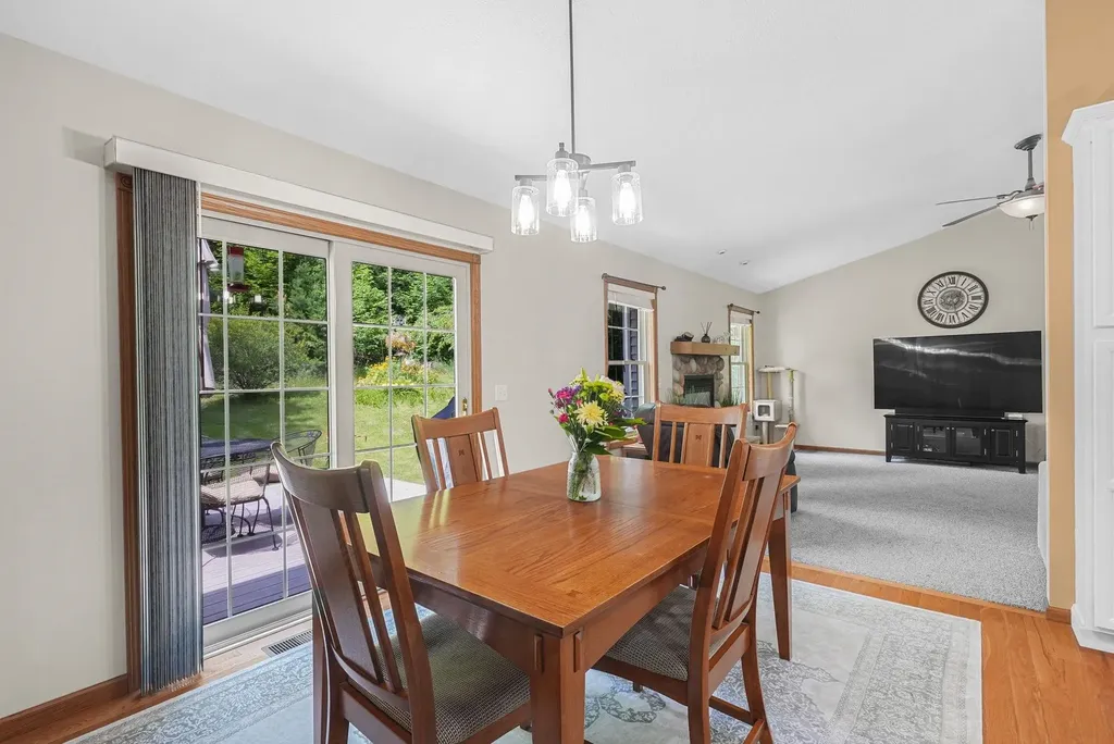 210 Cinnamon Lane East Bay Township MI 49696