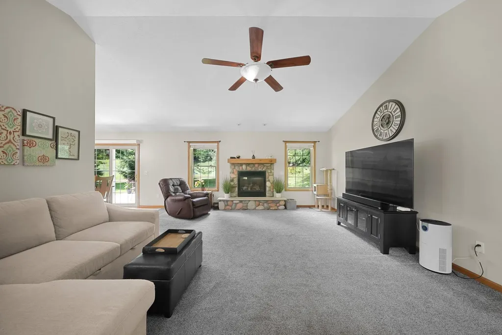 210 Cinnamon Lane East Bay Township MI 49696