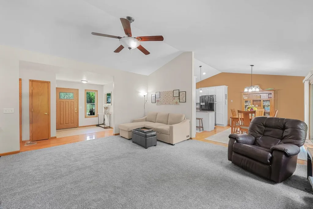 210 Cinnamon Lane East Bay Township MI 49696